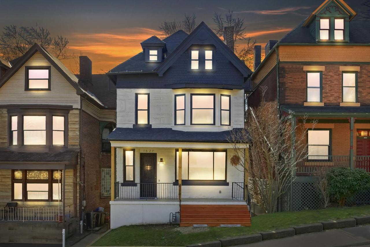 Newly Renovated Victorian Gem Perfect Space For Family Vacations! พิตต์สเบิร์ก ภายนอก รูปภาพ